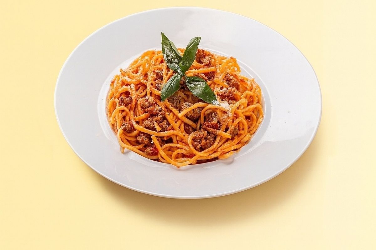 linguine-bolognese